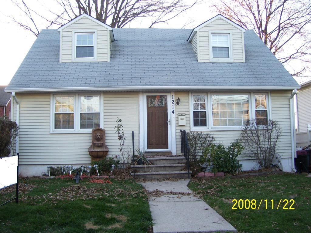 MLS #/Web ID: 2676116
