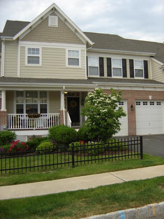 502 TITUS RD