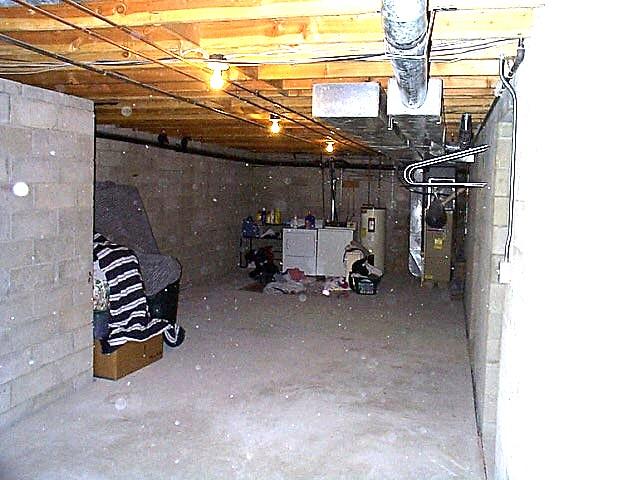 MLS #/Web ID: 2700016