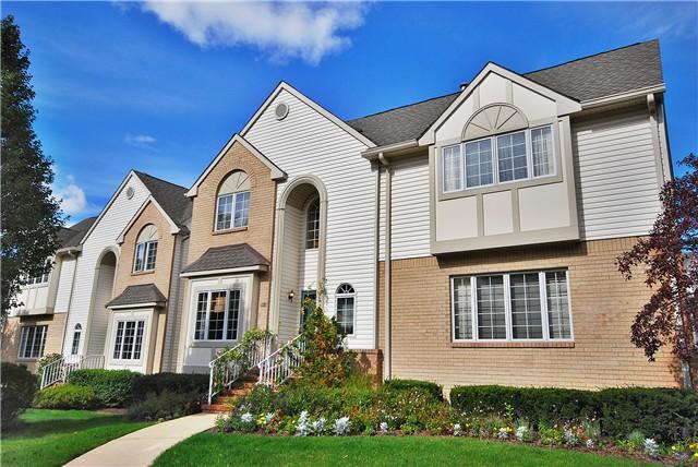 1081 SMITH MANOR BLVD