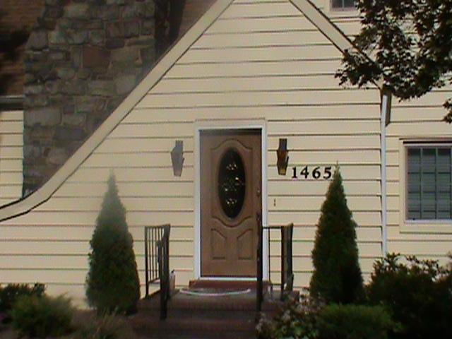 MLS #/Web ID: 2720916