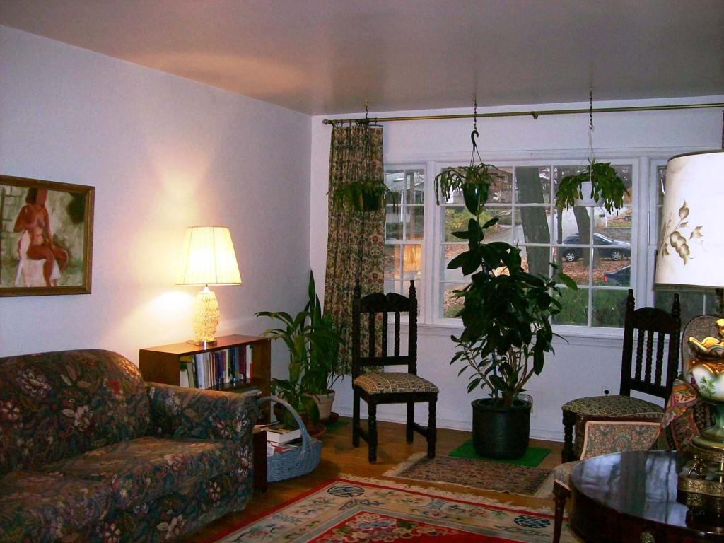 14 NAVAJO WAY