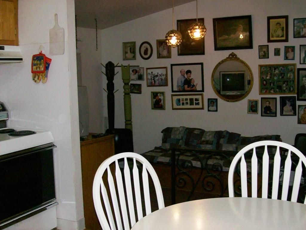14 NAVAJO WAY