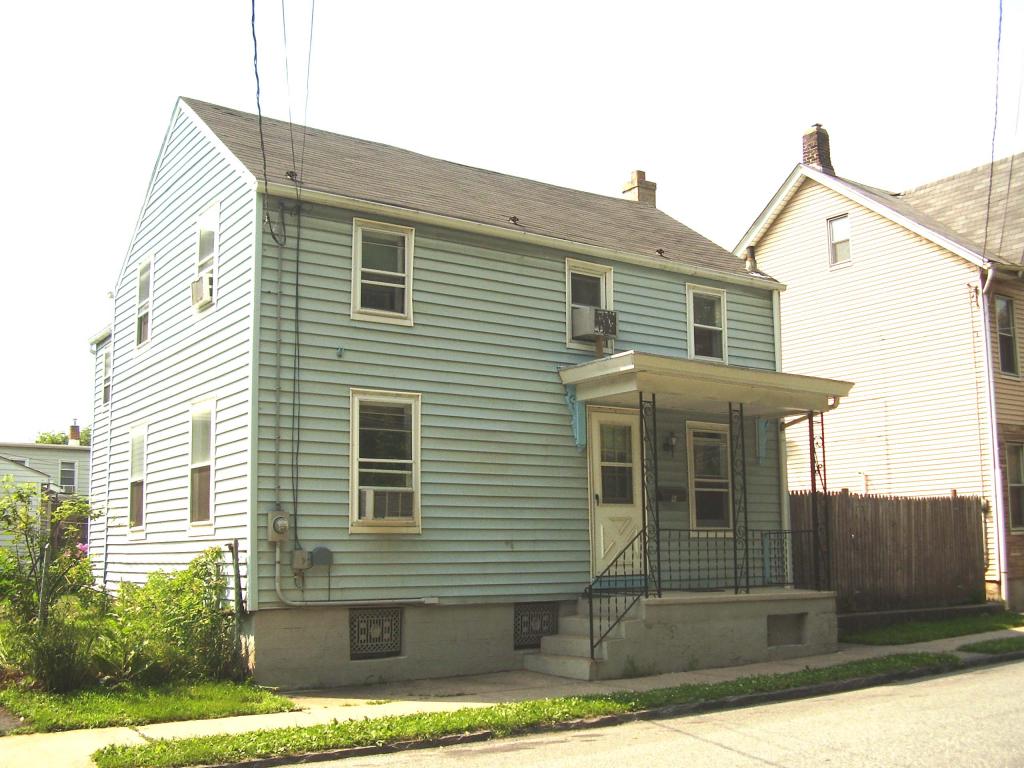 MLS #/Web ID: 2589917