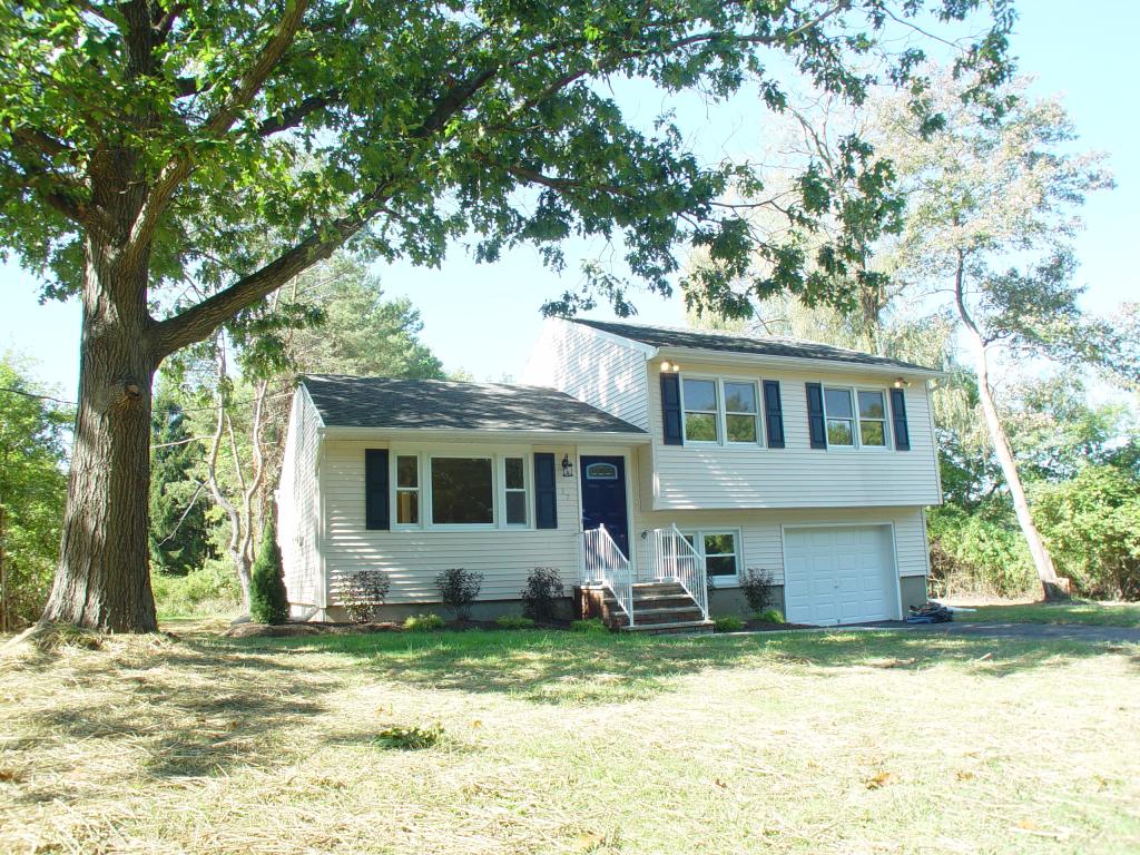 MLS #/Web ID: 2679817