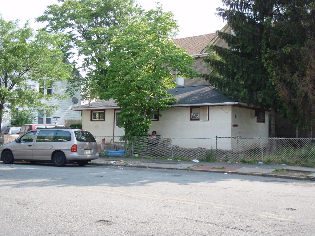 MLS #/Web ID: 2682517