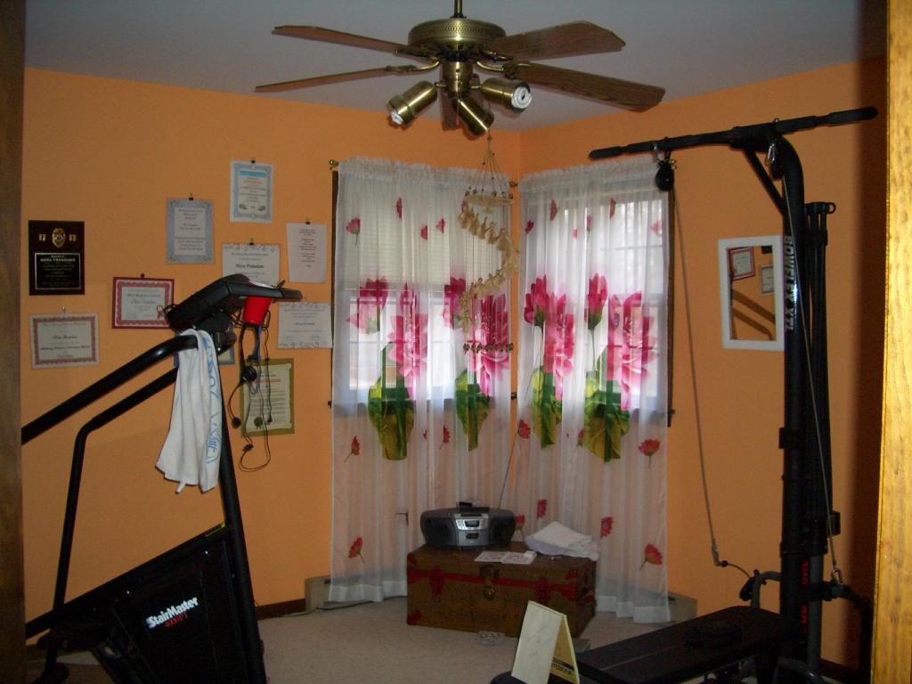 MLS #/Web ID: 2696517
