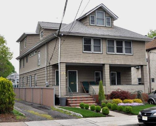 350 VAN HOUTEN AVE