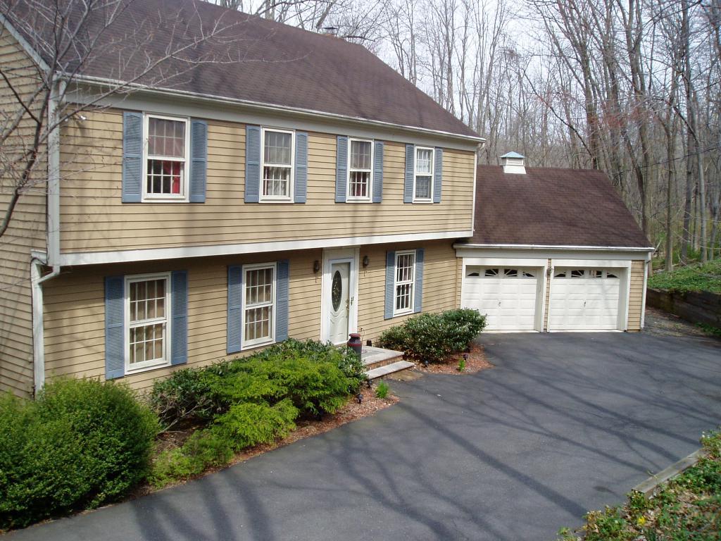 21 HARRISON BROOK DR