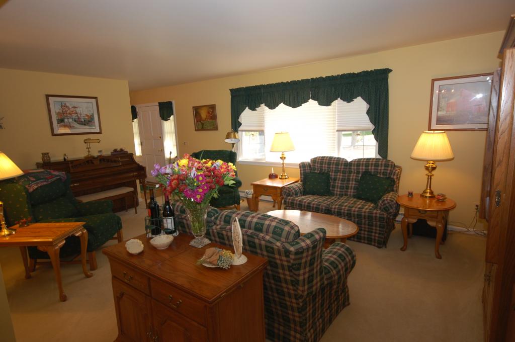 524 Charlestown Road