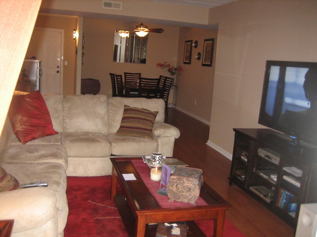 38 MOONACHIE RD