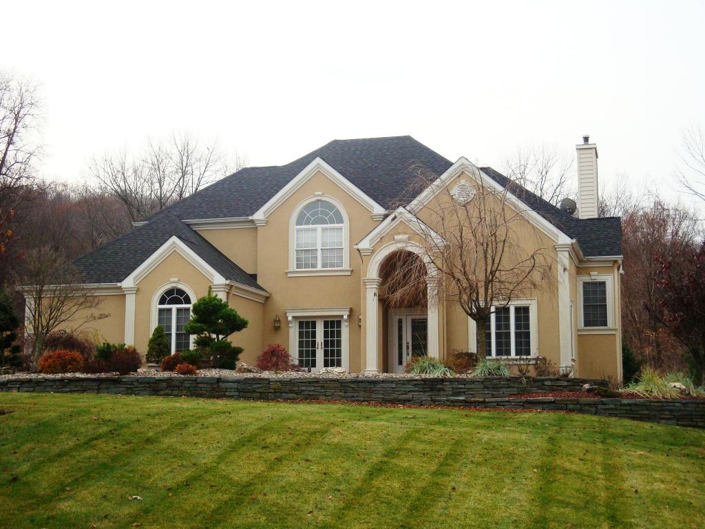 MLS #/Web ID: 2726917