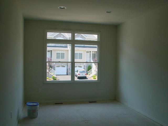 MLS #/Web ID: 2527018