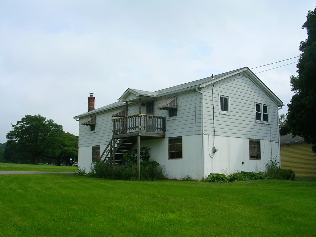 212 A RED SCHOOL LANE