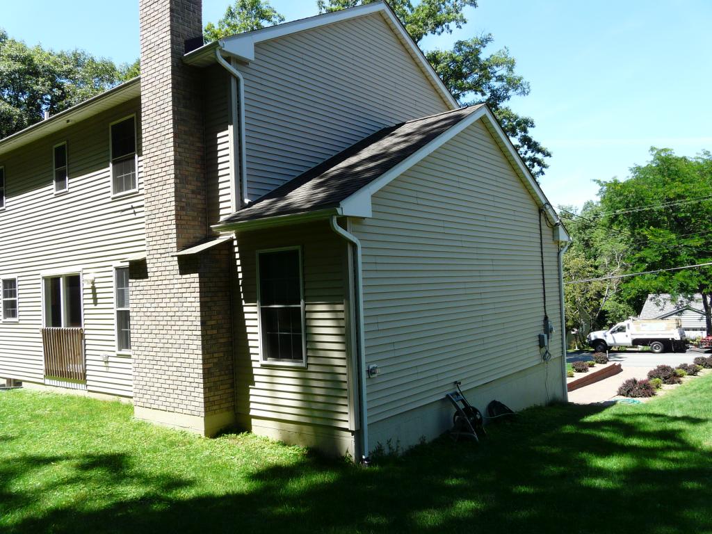 MLS #/Web ID: 2699118