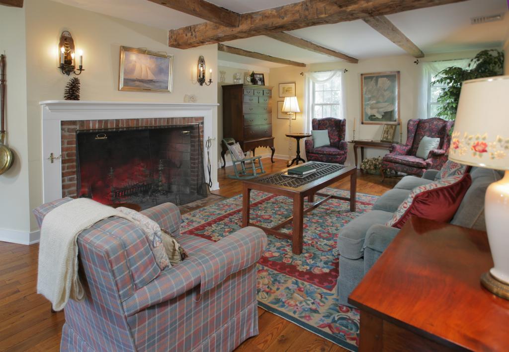 MLS #/Web ID: 2699718