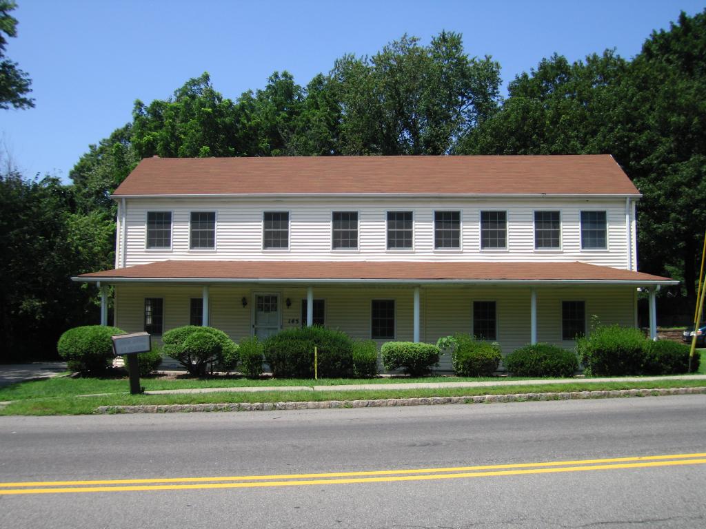 145 Diamond Spring Rd