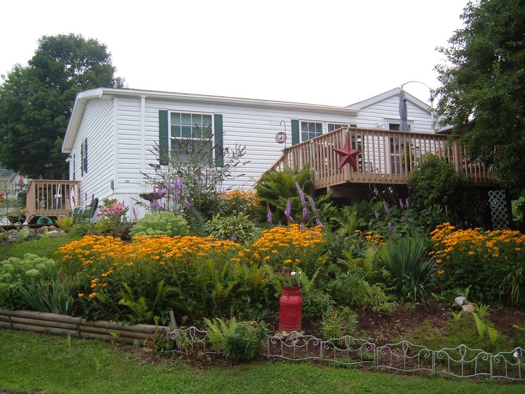 2 Cedar Drive
