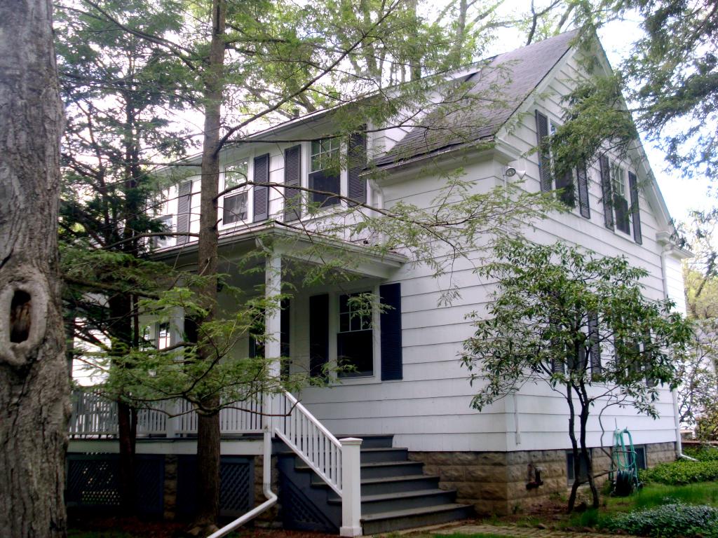144 WASHINGTON VALLEY RD