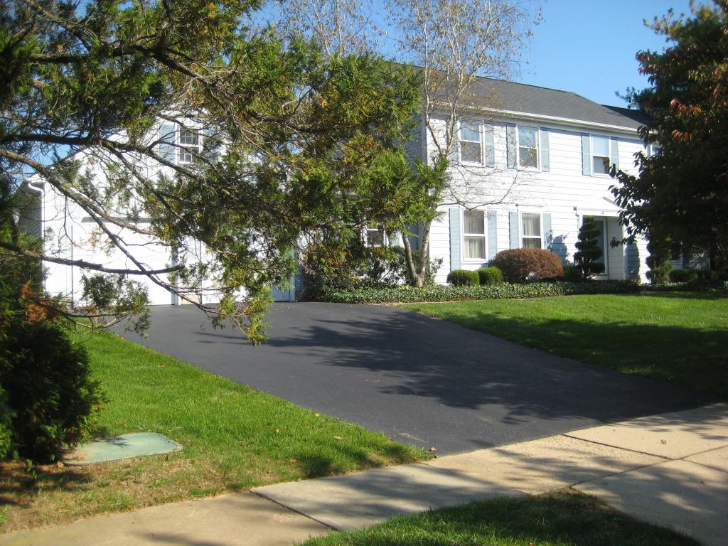 MLS #/Web ID: 2724118