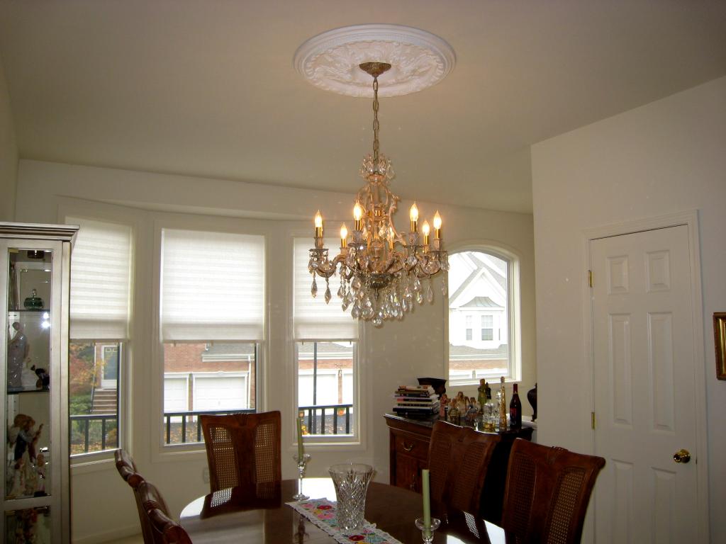 322 WINTHROP DR