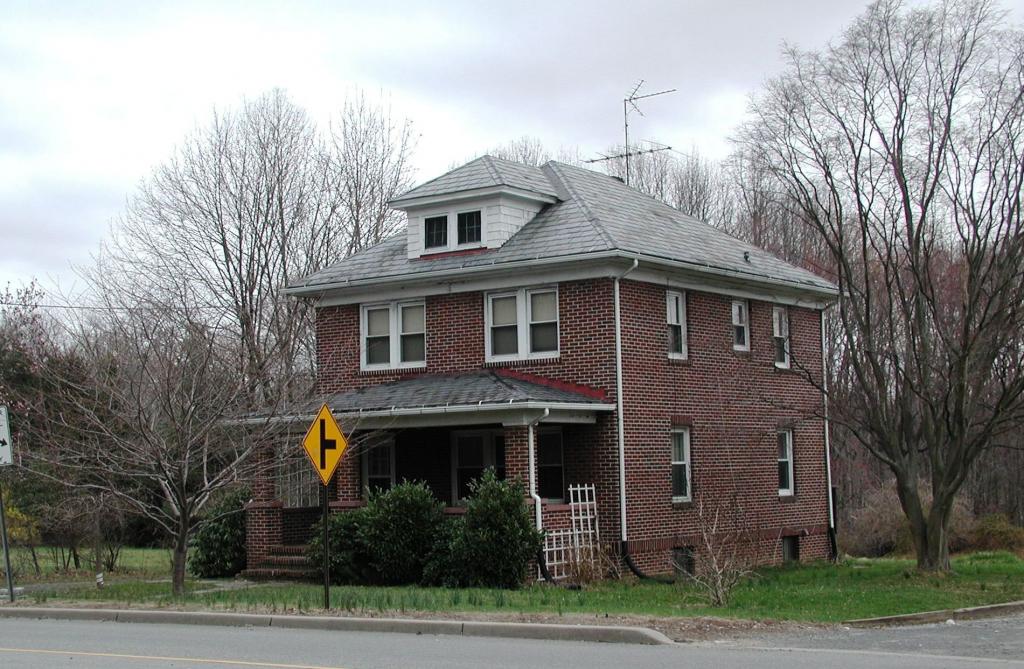 870 GEORGES RD