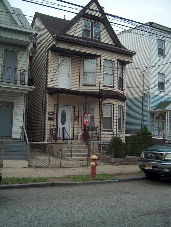MLS #/Web ID: 2687219