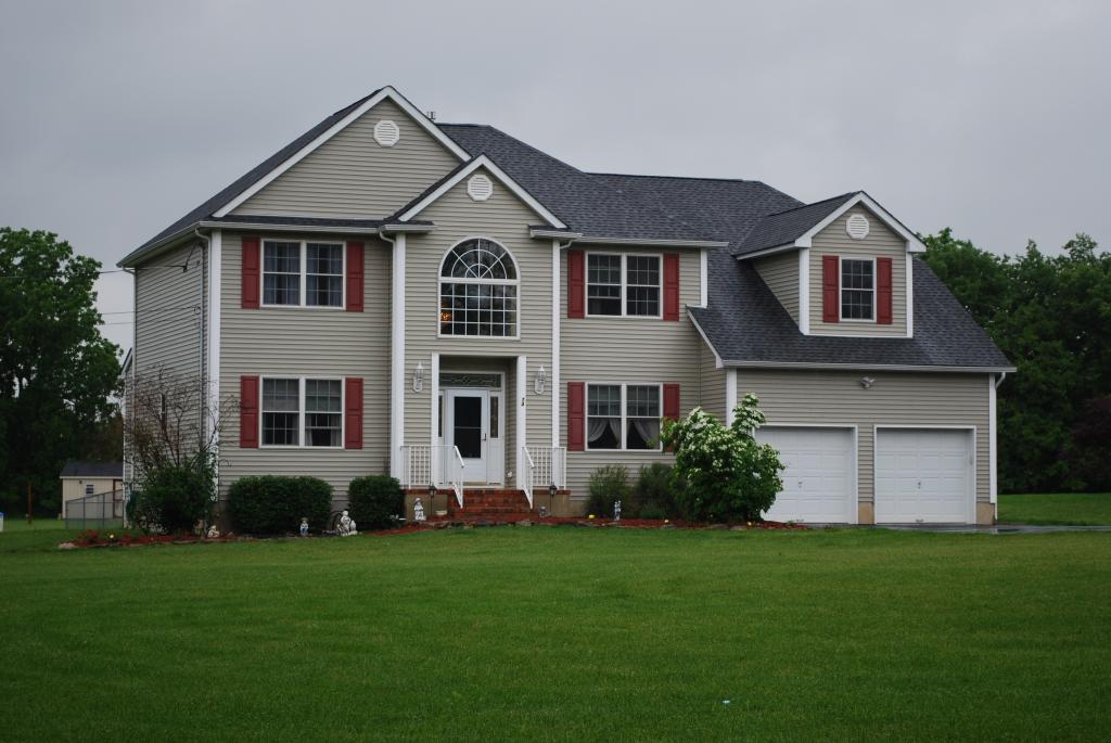 MLS #/Web ID: 2689019