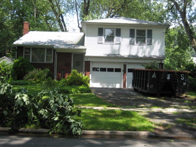 MLS #/Web ID: 2691619