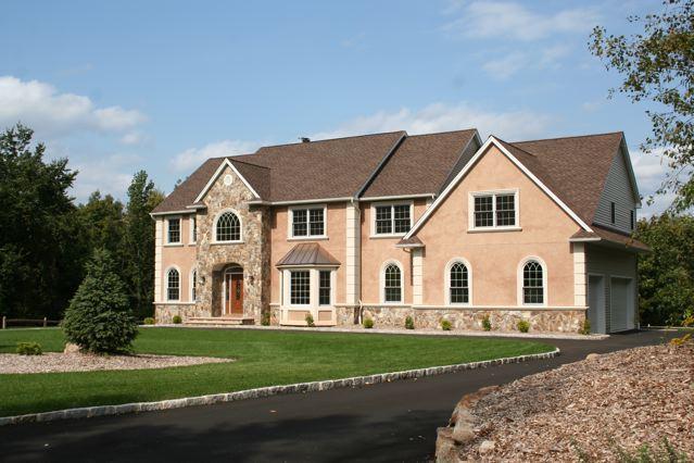 8 GRACEVIEW DR