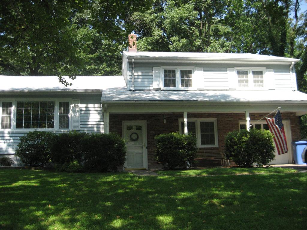 1246 Wood Valley Road
