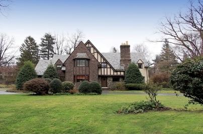 MLS #/Web ID: 2717819