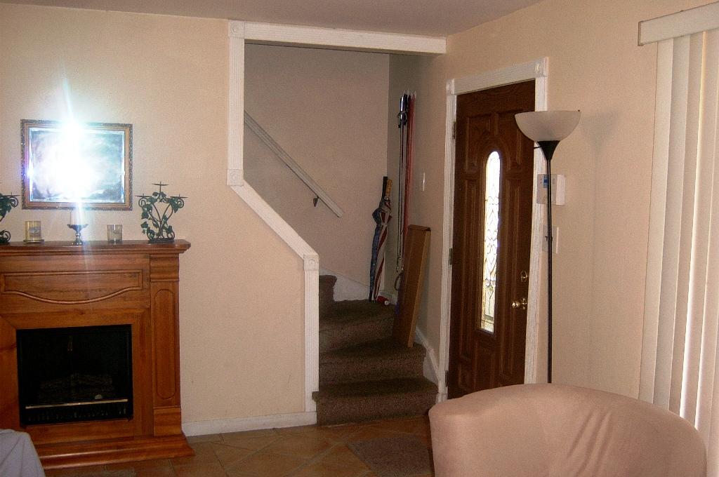 353 RICHARD WAY
