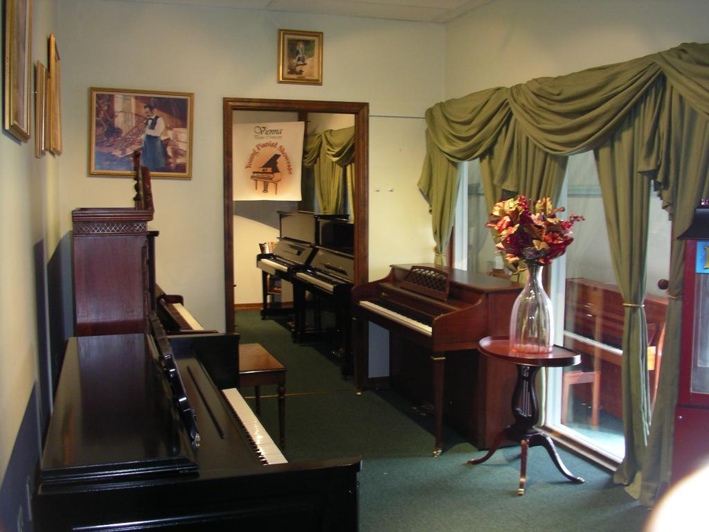 181 MAIN ST