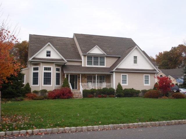 MLS #/Web ID: 2727219
