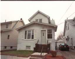 212 E 6TH ST