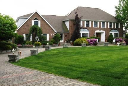 MLS #/Web ID: 2710120