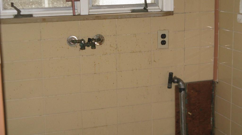 MLS #/Web ID: 2724220