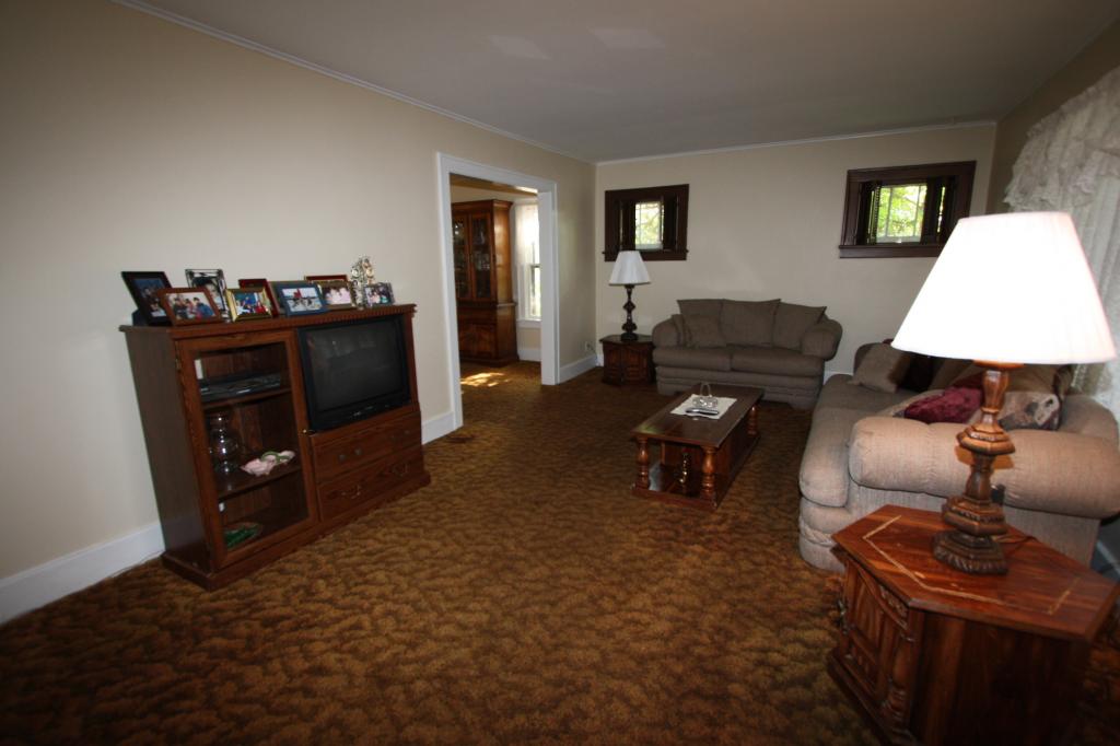 40 GOODALE AVE