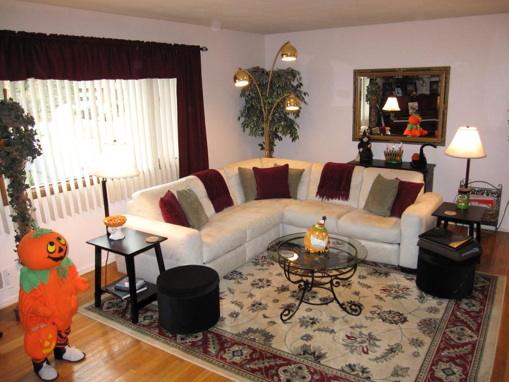 MLS #/Web ID: 2724920