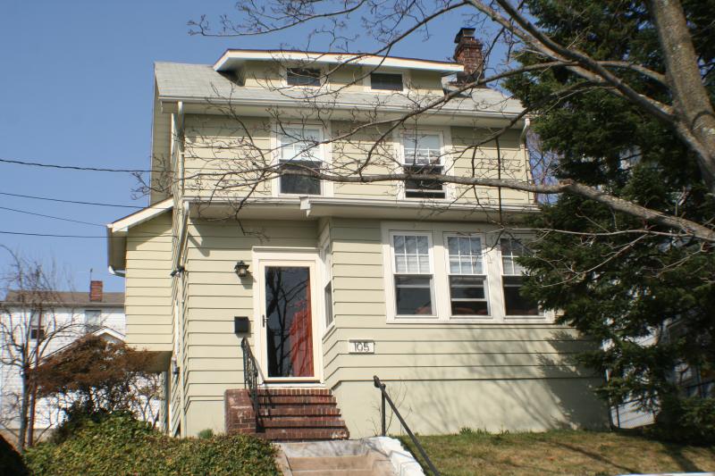 MLS #/Web ID: 2725720