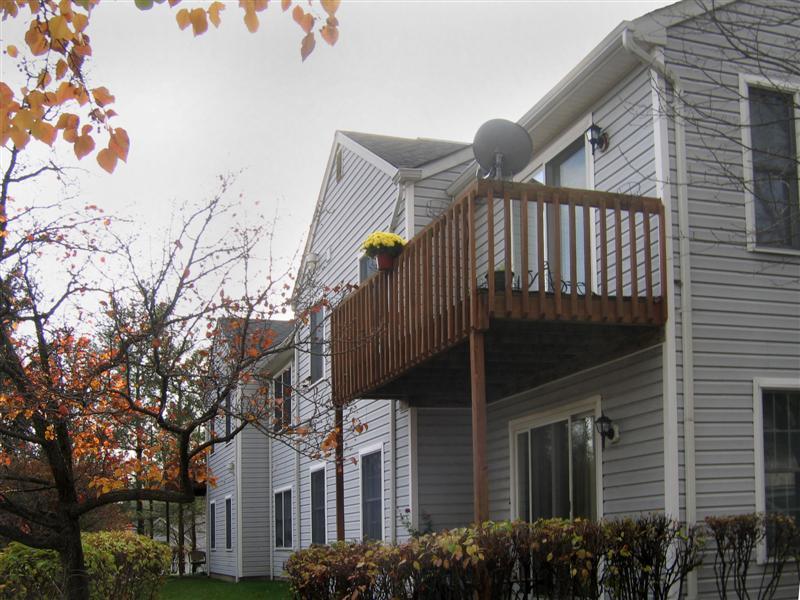 9 STONYRIDGE DR