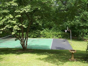 2 POND PL