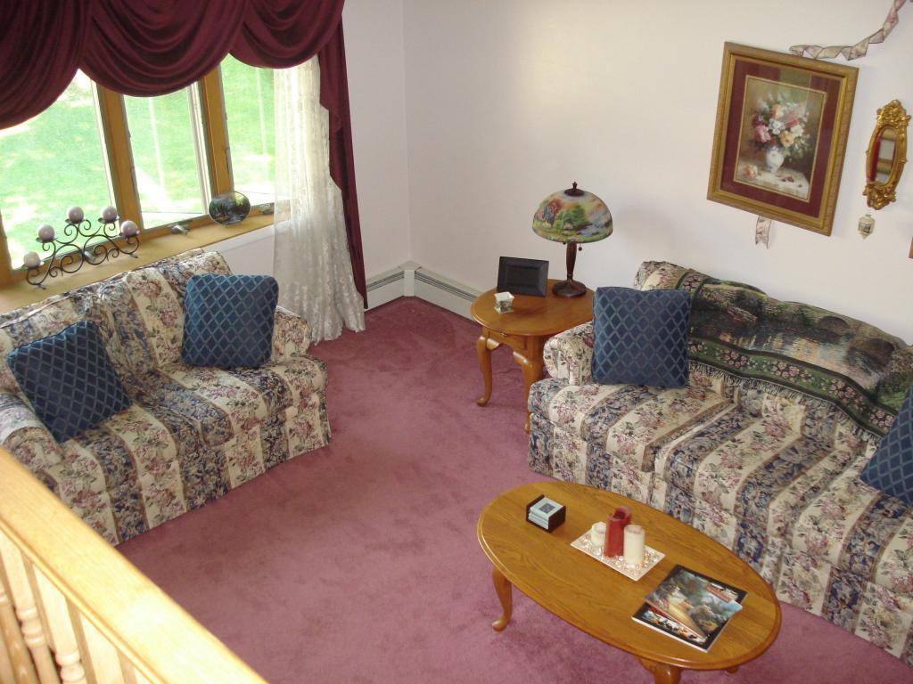 4 MADISON DR