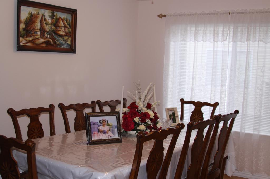 MLS #/Web ID: 2693921