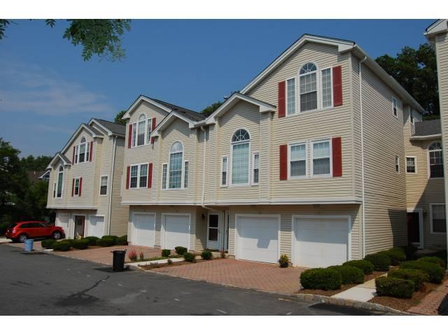 MLS #/Web ID: 2699721