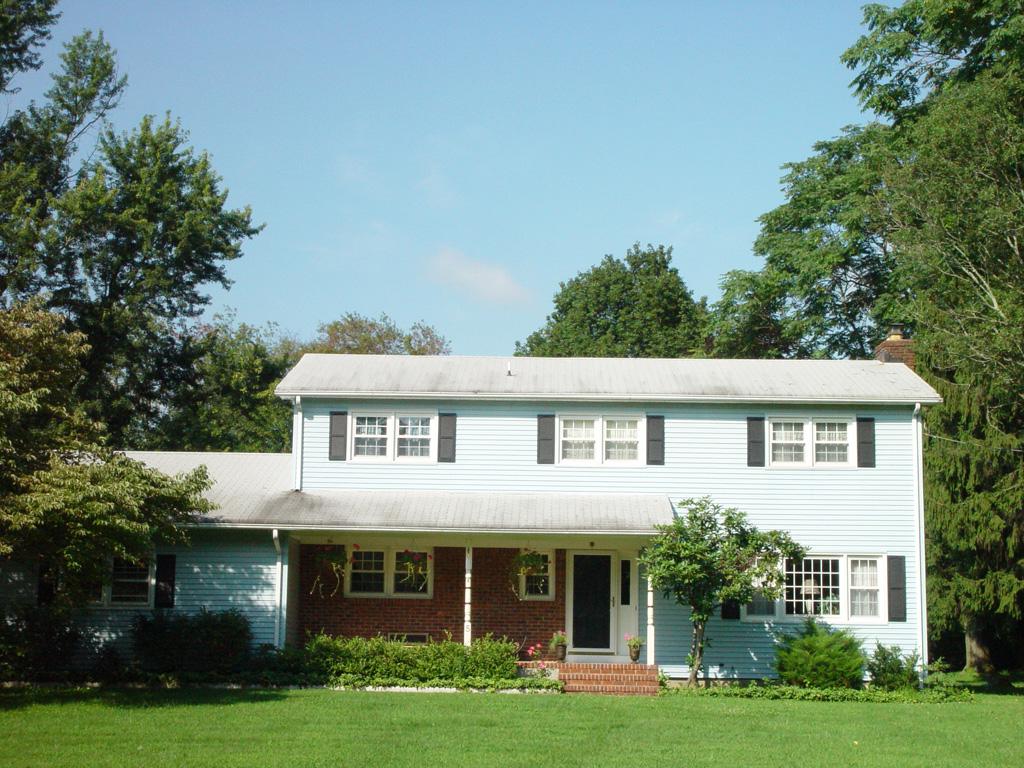 MLS #/Web ID: 2701721