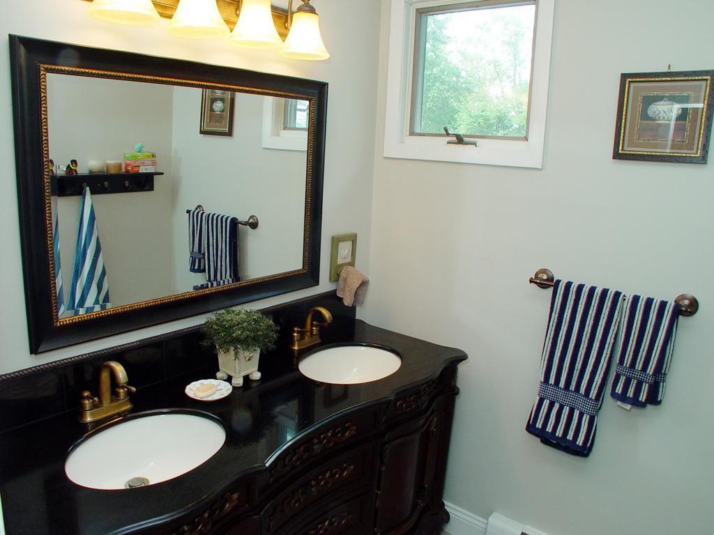 MLS #/Web ID: 2701721