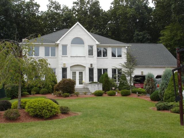 MLS #/Web ID: 2712221