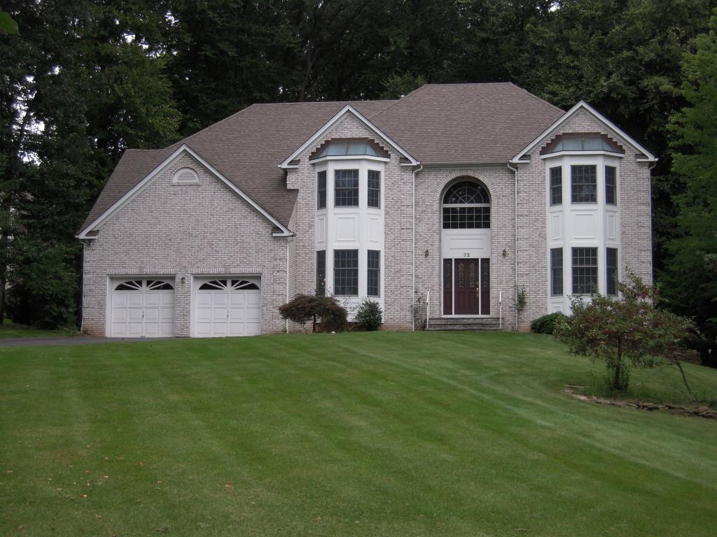 MLS #/Web ID: 2712521